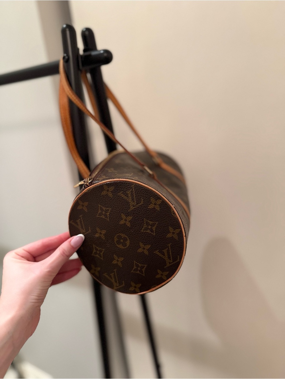 Louis Vuitton Monogram Vintage Papillon - Picture 5 of 12